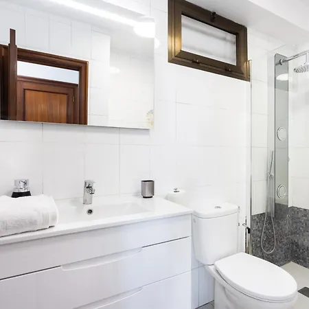 Apartamento Live Cristianos Valdes Center 2 *